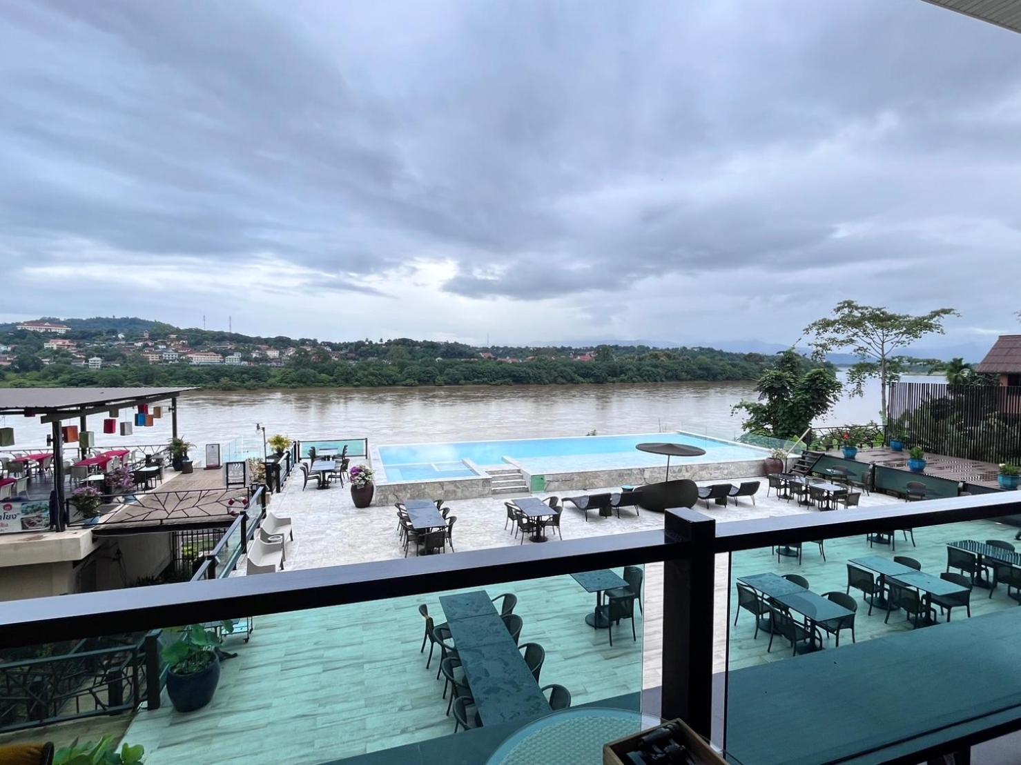 Chiangkhong Teak Garden Riverfront Onsen Hotel- Sha Extra Plus Chiang Khong Eksteriør billede